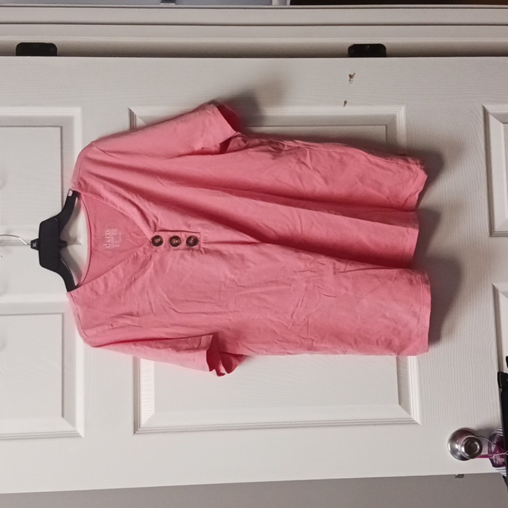 D & co. Pink blouse